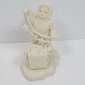 Department 56  Winter Tales Of The Snowbabies "Stringing Fallen Stars"